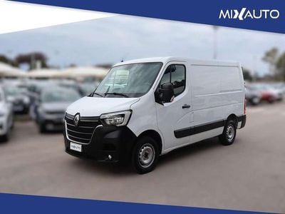 Renault Master T28