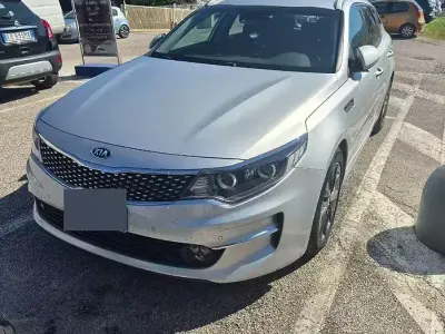 Usata Kia Optima 136 CV (100 kW) 2013 Grigio Berlina
