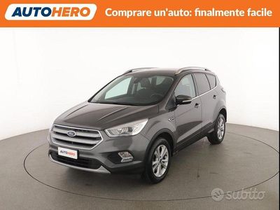 Usata Ford Kuga Titanium 120 CV (88 kW) 2016 Grigio SUV
