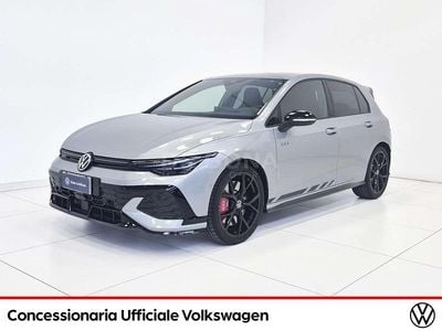 Usata VW Golf VIII GTI Clubsport 300 CV (220 kW) 2025 Dolomite silver Berlina