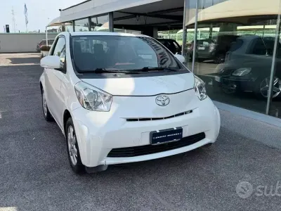 Usata Toyota iQ