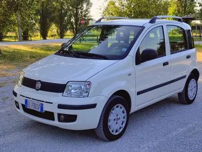Usata Fiat Panda Dynamic 77 CV (56 kW) 2012 Bianco Utilitaria