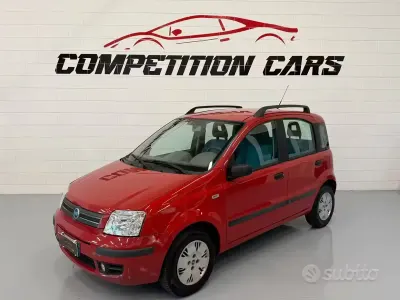 Usata Fiat Panda Emotion 60 CV (44 kW) 2004 Rosso Utilitaria