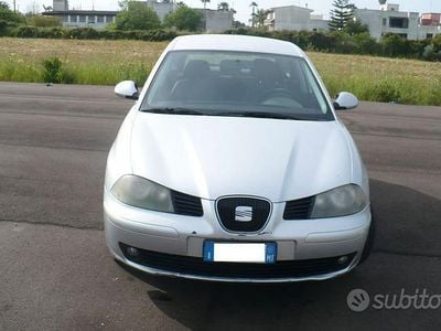 Usata Seat Ibiza Stylance 75 CV (55 kW) 2004 Grigio Utilitaria