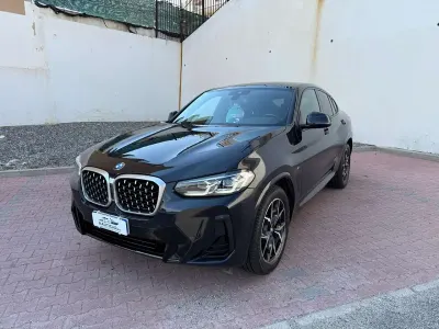 Usata BMW X4 M Sport 190 CV (139 kW) 2023 Blu/azzurro SUV