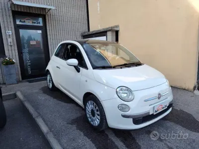 Usata Fiat 500 Lounge 69 CV (50 kW) 2009 Bianco pastello Cabrio