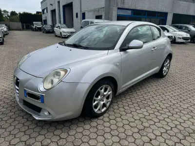 Usata Alfa Romeo MiTo Distinctive 120 CV (88 kW) 2009 Argento Utilitaria
