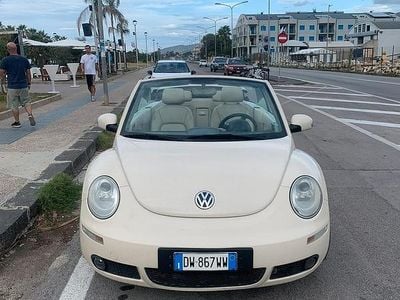 Usata VW New Beetle 2009 Bianco Utilitaria