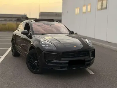 Usata Porsche Macan T Chrono 265 CV (194 kW) 2024 Nero SUV