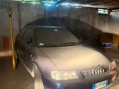 Usata Audi A3 110 CV (80 kW) 1999 Bluazzurro Utilitaria