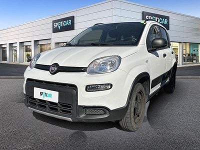 Usata Fiat Panda 4x4 S 86 CV (63 kW) 2020 Bianco Utilitaria