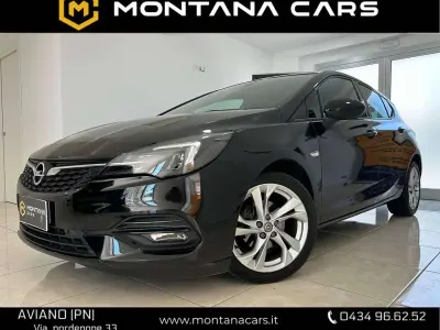 Usata Opel Astra GS Line 122 CV (89 kW) 2020 Black meet kettleb Berlina