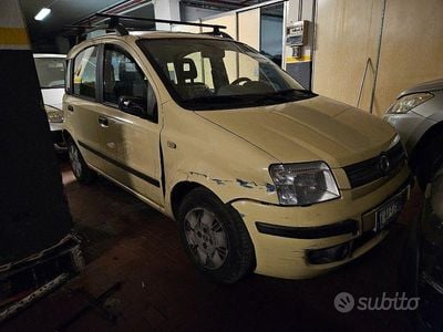 Usata Fiat Panda Dynamic 2004 Giallo Utilitaria