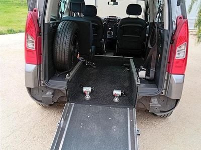 Usata Peugeot Partner 110 CV (80 kW) 2008 Monovolume