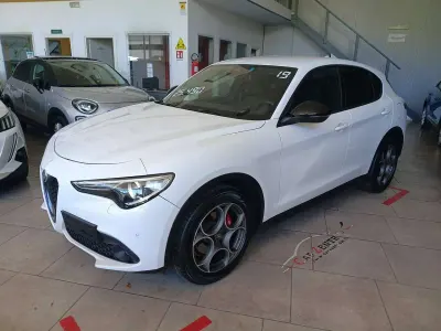 Käytetty Alfa Romeo Stelvio Ti 190 HP (139 kW) 2022 Other Katumaasturi