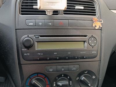 Usata Fiat Punto 65 CV (47 kW) 2007 Grigio Utilitaria