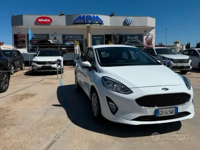Usata Ford Fiesta Titanium 86 CV (63 kW) 2021 Bianco Utilitaria