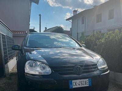 Usata VW Golf IV Trendline 75 CV (55 kW) 2004 Nero Berlina