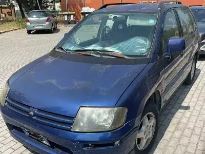 Usata Mitsubishi Space Runner 82 CV (60 kW) 2001 Monovolume