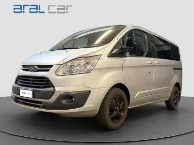 Usata Ford Transit Custom 131 CV (96 kW) 2016 Gray Berlina