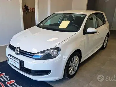 Usata VW Golf VI Edition 122 CV (89 kW) 2011 Bianco Utilitaria