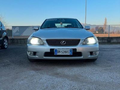 usata Lexus IS200 