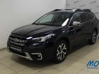 Usado Subaru Outback Premium 175 CV (128 kW) 2021 Azul Familiar