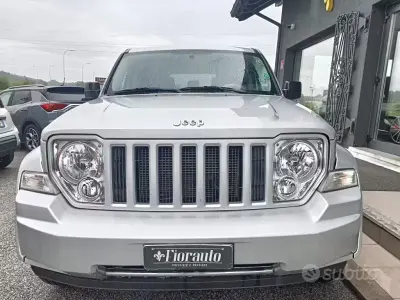 Second-hand Jeep Cherokee