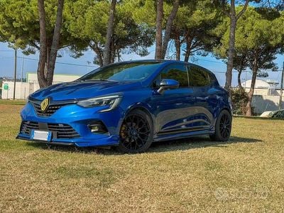 Usata Renault Clio V Intens 101 CV (74 kW) 2019 Blu/azzurro Berlina