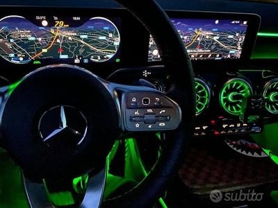 Usata Mercedes B200 163 CV (119 kW) 2019 Grigio Utilitaria