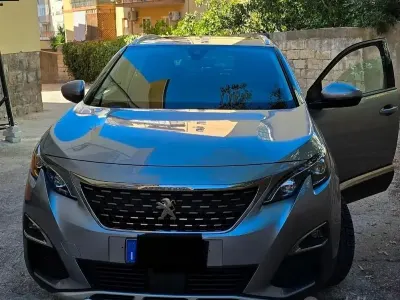 Usata Peugeot 3008 Allure 2018 Grigio SUV