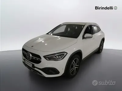 Usata Mercedes GLA200 150 CV (110 kW) 2020 Bianco SUV