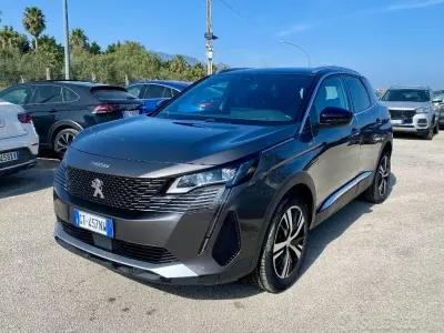 Usata Peugeot 3008 GT 131 CV (96 kW) 2024 Grigio SUV
