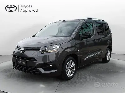 Usata Toyota Proace Verso City 130 CV (95 kW) 2022 Grigio Station wagon
