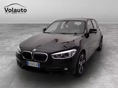 Gebraucht BMW 118 Sport Line 150 PS (110 kW) 2019 Schwarz Kleinwagen
