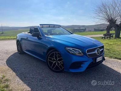 Usata Mercedes E220 194 CV (142 kW) 2020 Blu Cabrio