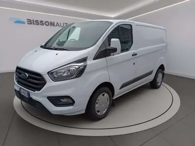 Usata Ford Transit Custom Trend 131 CV (96 kW) 2022 Bianco frozen Furgone