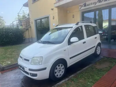 Usata Fiat Panda Dynamic 69 CV (50 kW) 2011 Bianco Utilitaria