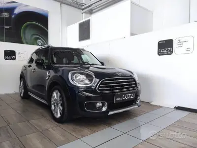 Usata Mini One Countryman Hype 102 CV (75 kW) 2019 Blu SUV