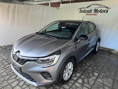 Usata Renault Captur Business 95 CV (69 kW) 2021 Grigio SUV