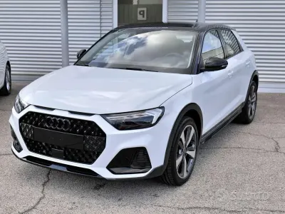 Nuova Audi A1 Ambiente 116 CV (85 kW) 2026 Bianco SUV