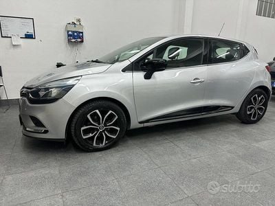 Usata Renault Clio IV 90 CV (66 kW) 2019 Grigio Berlina