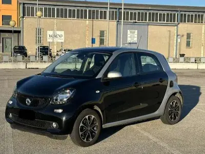Usata Smart ForFour Passion 71 CV (52 kW) 2016 Utilitaria