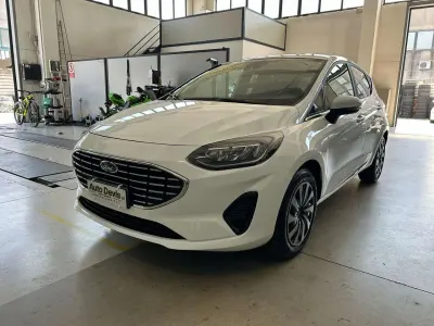 Usata Ford Fiesta Titanium 75 CV (55 kW) 2022 Bianco Utilitaria