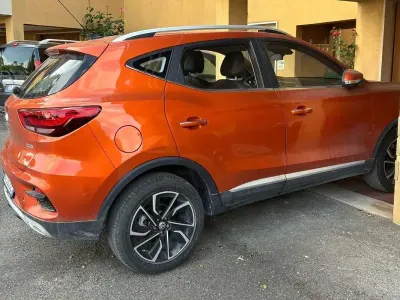 Usata MG ZS Luxury 106 CV (77 kW) 2024 Arancione SUV