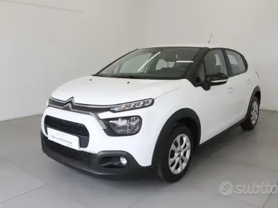 Używany Citroën C3 Feel 83 KM (61 kW) 2020 Biały Hatchback