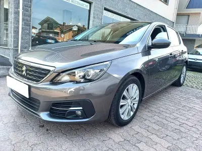 Usata Peugeot 308 Active 131 CV (96 kW) 2021 Other Berlina