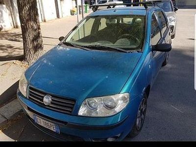 Usata Fiat Punto 60 CV (44 kW) 2005 Verde Utilitaria