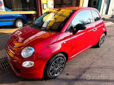 Usata Fiat 500 Dolcevita 69 CV (50 kW) 2019 Rosso Berlina