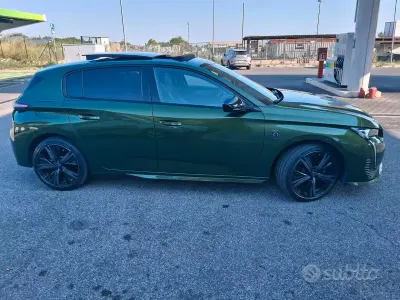 Usata Peugeot 308 GT-line 131 CV (96 kW) 2022 Verde Monovolume